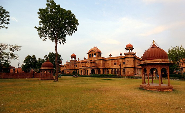  The Lallgarh Palace - A Heritage Hotel